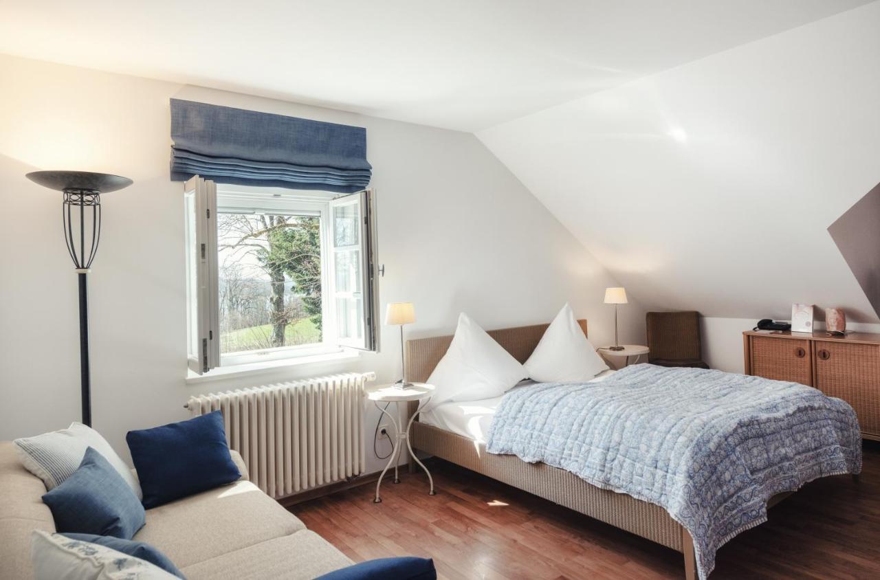 Biohotel Schlossgut Oberambach Exterior photo