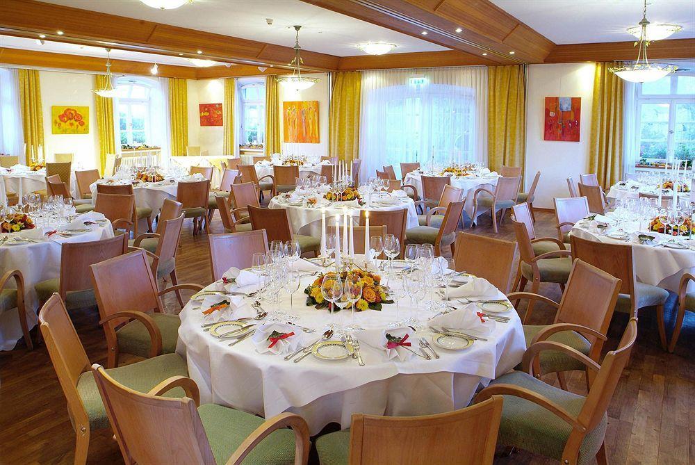 Biohotel Schlossgut Oberambach Exterior photo