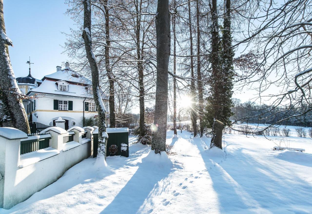 Biohotel Schlossgut Oberambach Exterior photo
